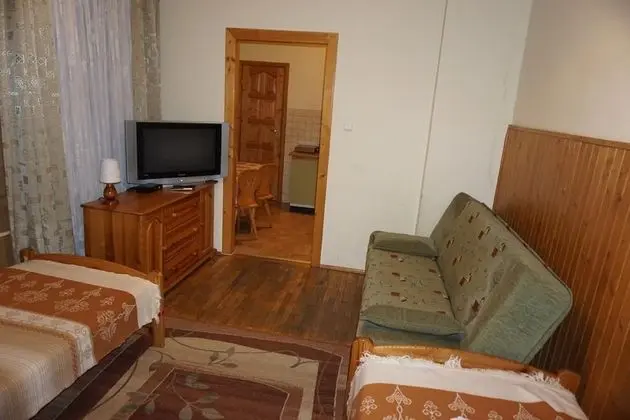 Basic Oda, Bahçe Manzaralı