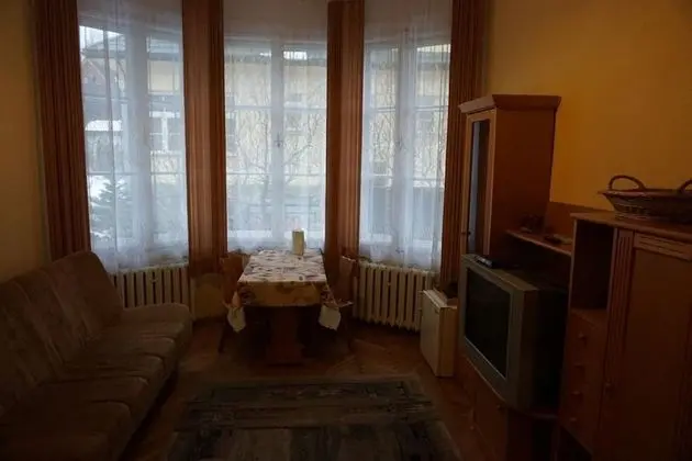 Basic Oda, Bahçe Manzaralı