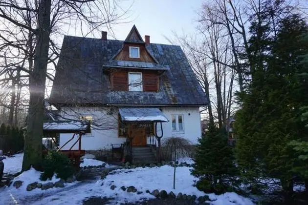 Basic Oda, Özel Banyo, Bahçe Manzaralı