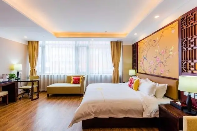 Deluxe Tek Büyük Yataklı Oda