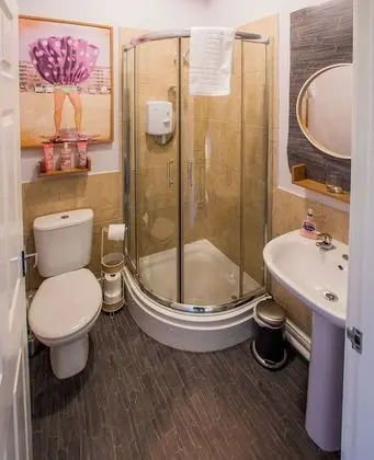 Premier Stüdyo, Banyolu/Duşlu, Dağ Manzaralı (Studio 7- Idris)
