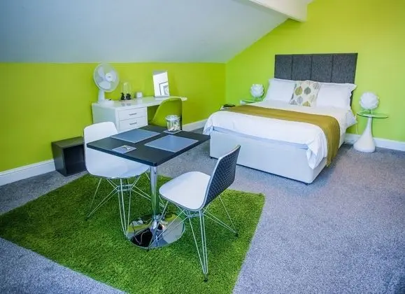 Premier Stüdyo, Banyolu/Duşlu, Dağ Manzaralı (Studio 7- Idris)