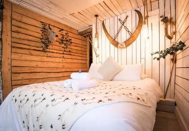 Design Stüdyo, Banyolu/Duşlu (Studio 9 Outiside In )