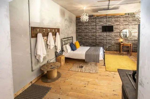 Executive Stüdyo, Banyolu/Duşlu