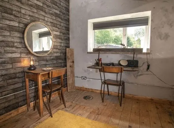 Executive Stüdyo, Banyolu/Duşlu