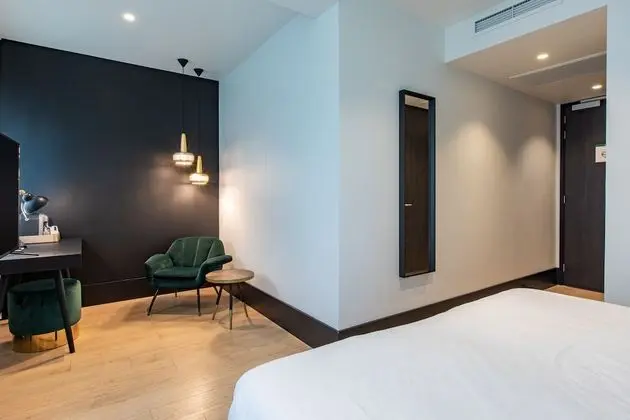 Comfort Tek Büyük Yataklı Oda