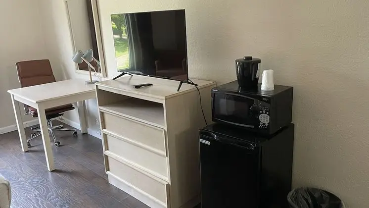 Standard Oda, 2 Çift Kişilik Yatak, Buzdolabı ve Mikrodalga, Şehir Manzaralı