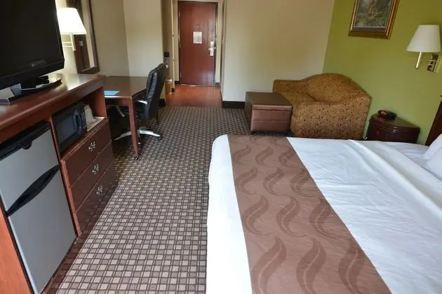 Oda, 1 En Büyük (King) Boy Yatak, Sigara İçilebilir