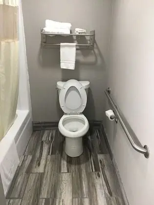 Oda, 1 Çift Kişilik Yatak, Engellilere Uygun, Sigara İçilmez