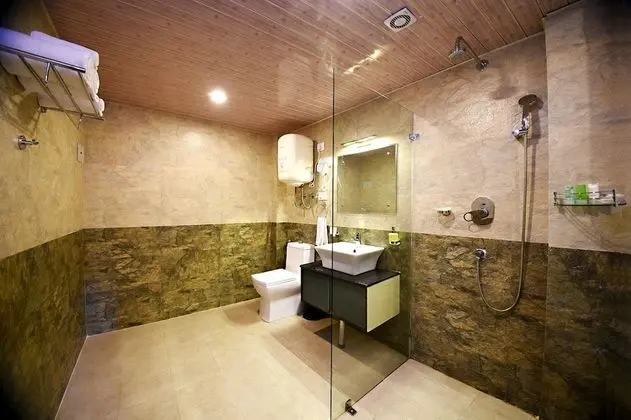 Executive Suite, 1 King Bed, Balcony (Complimentary Airport Pick-up)