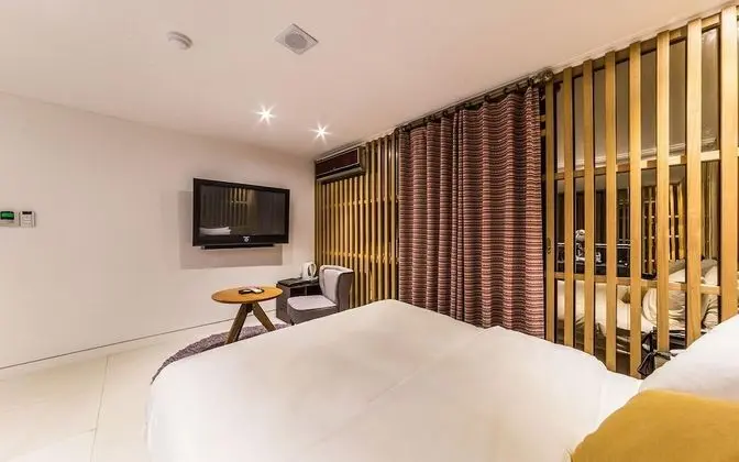 Oda (Standard road maintenance (Random ass)