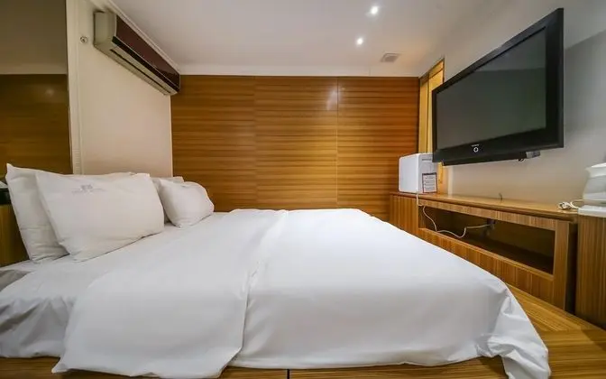 Oda (Standard road maintenance (Random ass)