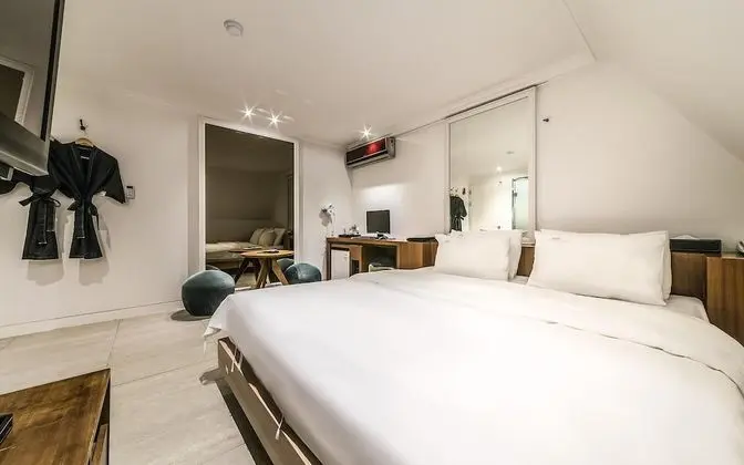 Oda (Standard road maintenance (Random ass)