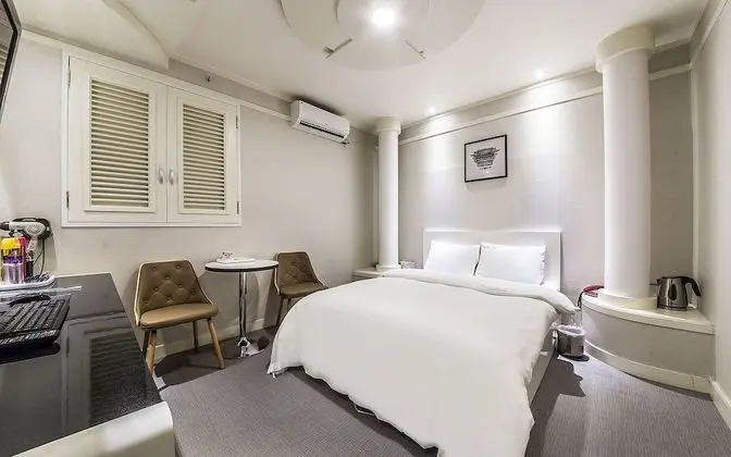 Oda (Premium (electric panel + noiseless r)