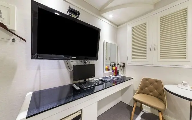 Oda (Premium (electric panel + noiseless r)