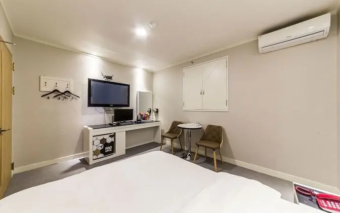 Oda (Premium (electric panel + noiseless r)