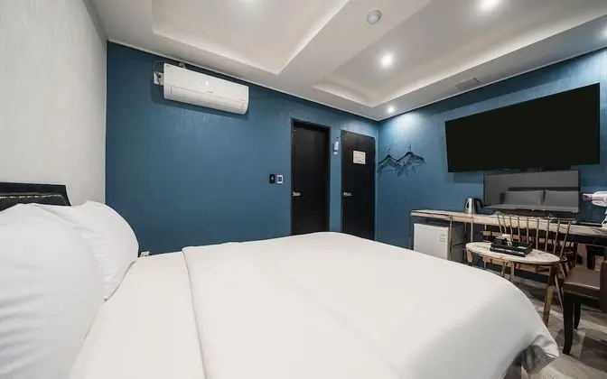 Oda (Standard (top quality mattress large )