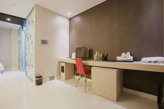 Oda (Friend Room (3 People))