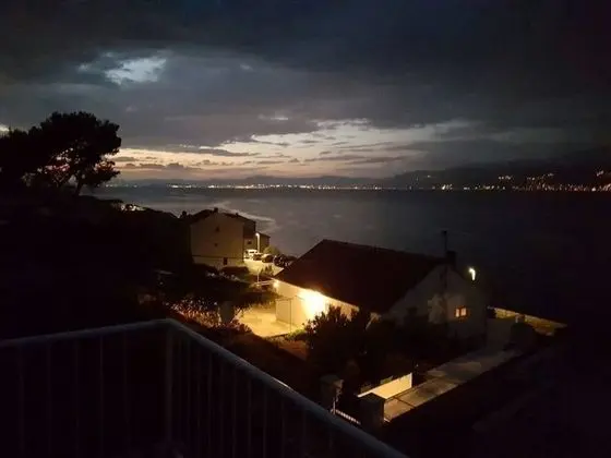 Apart Daire (Jan - 50 m from sea - A1(4+2))