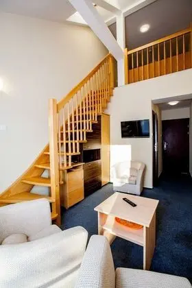 Standard Oda (with mezzanine)