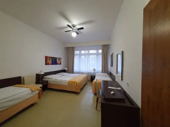 Dörtlü With Shared Bathroom