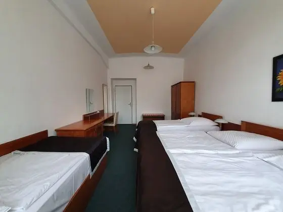 Dörtlü With Shared Bathroom