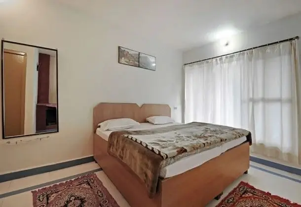 Deluxe Tek Büyük Yataklı Oda, Şömine, Tepe Manzaralı