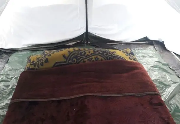 Standard Çadır, Tepe Manzaralı