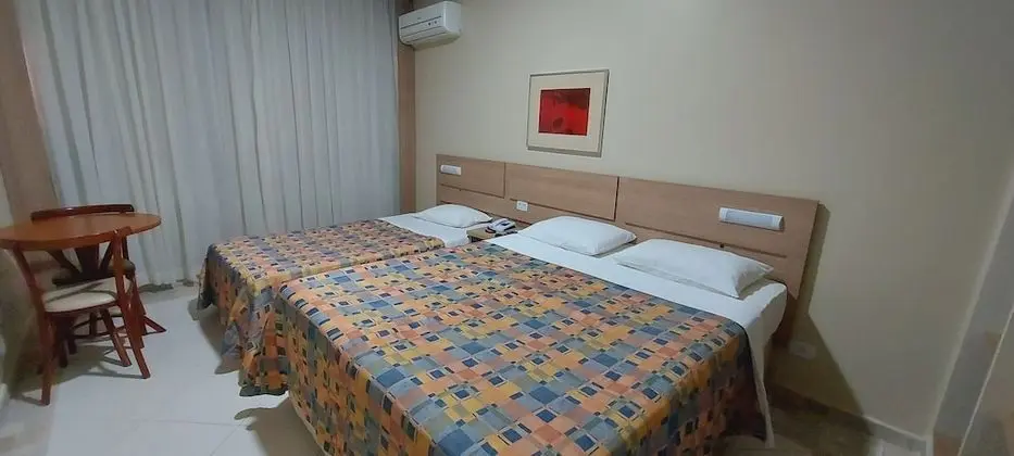 Superior Tek Büyük veya İki Ayrı Yataklı Oda (1 Cama Casal e 1 cama solteiro)