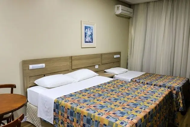 Superior Tek Büyük veya İki Ayrı Yataklı Oda (1 Cama Casal e 1 cama solteiro)