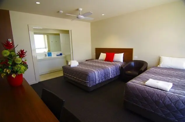 Standard Süit, Birden Çok Yatak, Sigara İçilmez (Twin Room)