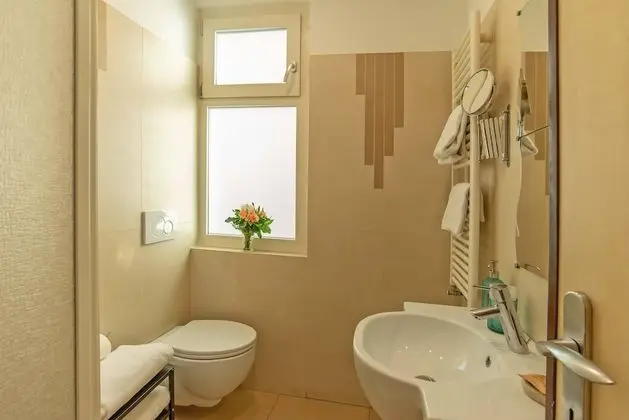 Standard Tek Büyük veya İki Ayrı Yataklı Oda