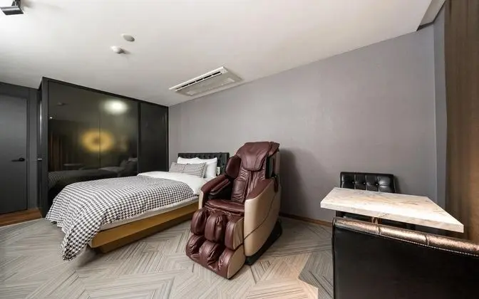 Oda (Special Room)