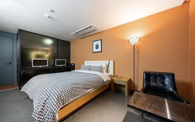 Oda (Special Room)