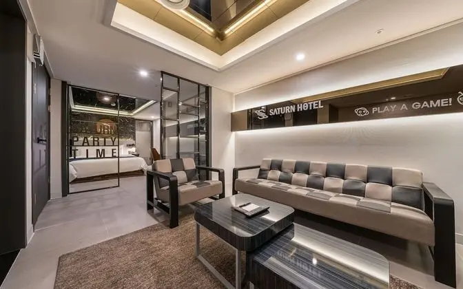 Oda (Deluxe Suite (Karaoke Party Room))