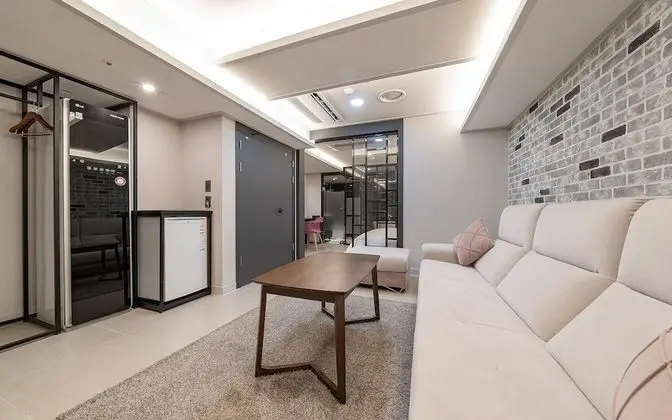 Oda (Deluxe Suite (Karaoke Party Room))
