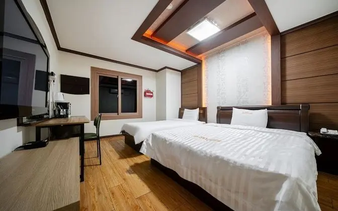 Oda (Twin Room)