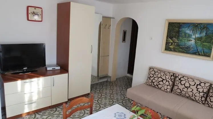 Apart Daire (Janja - terrace and sea view - A1(2+2)