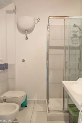 Dört Kişilik Oda, Şehir Manzaralı