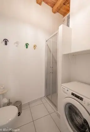 Dört Kişilik Oda, Şehir Manzaralı