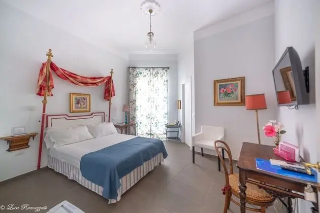 Superior Tek Büyük Yataklı Oda, Şehir Manzaralı