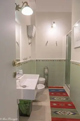 Üç Kişilik Oda, Şehir Manzaralı