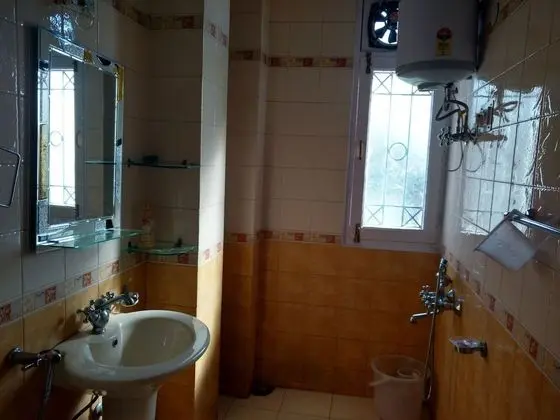Deluxe Tek Büyük Yataklı Oda, 1 Çift Kişilik Yatak, Sigara İçilmez, Dağ Manzaralı