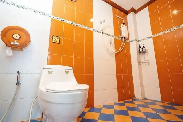Standard Tek Büyük veya İki Ayrı Yataklı Oda, Deniz Manzaralı