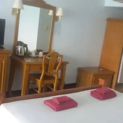 Tek Büyük veya İki Ayrı Yataklı Oda