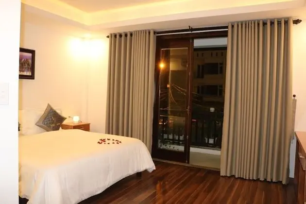 Tek Büyük Yataklı Oda, Balkon