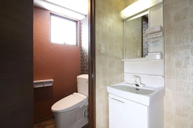 İki Ayrı Yataklı Oda, Sigara İçilmez, Ortak Banyo