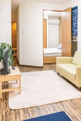 Ev (Private Vacation)