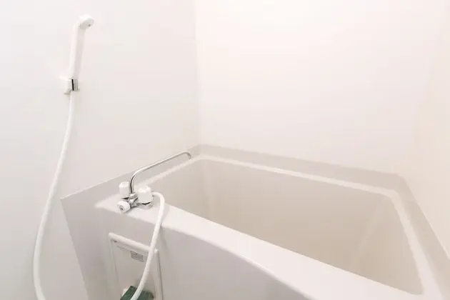 Tek Büyük Yataklı Oda (1-B)