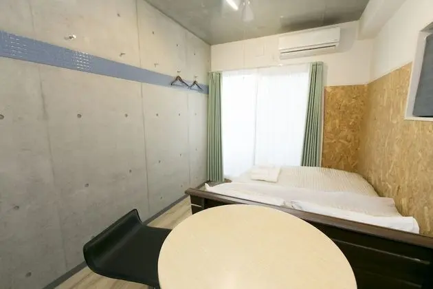 Tek Büyük Yataklı Oda (2-A)